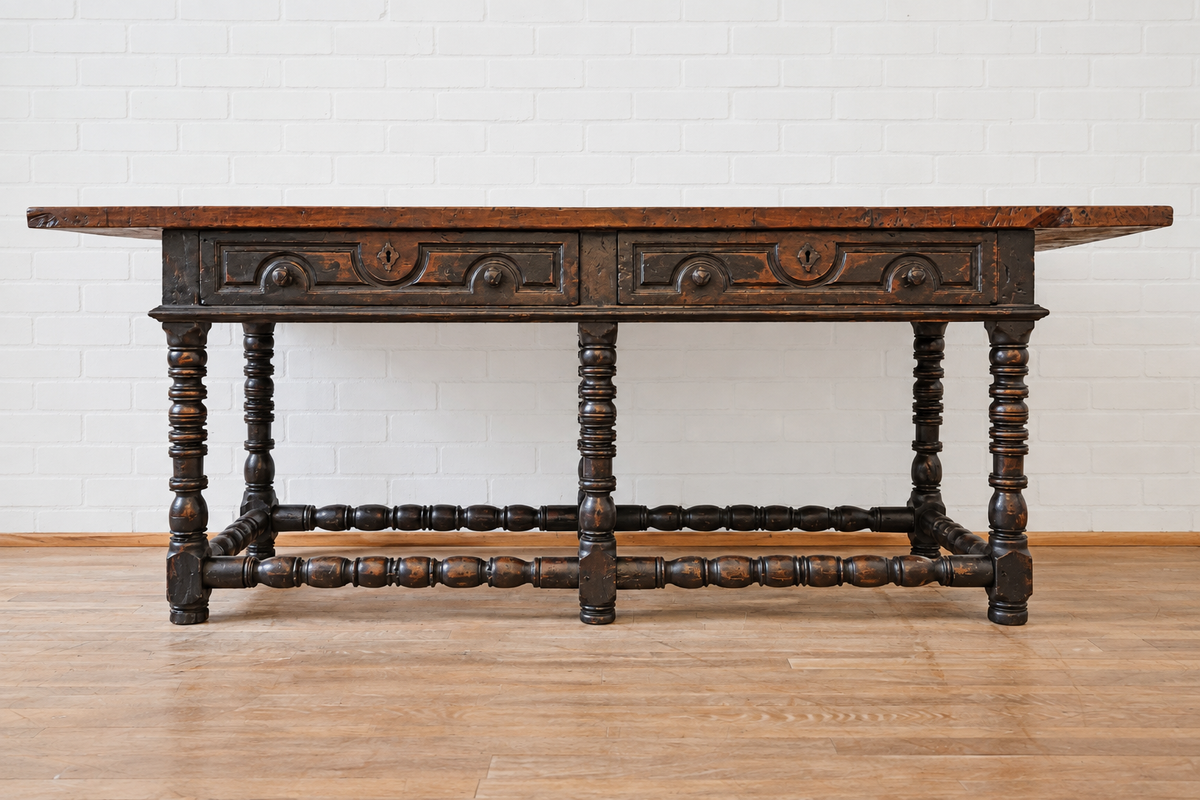 18th cent. Italian Walnut Table with Drawers