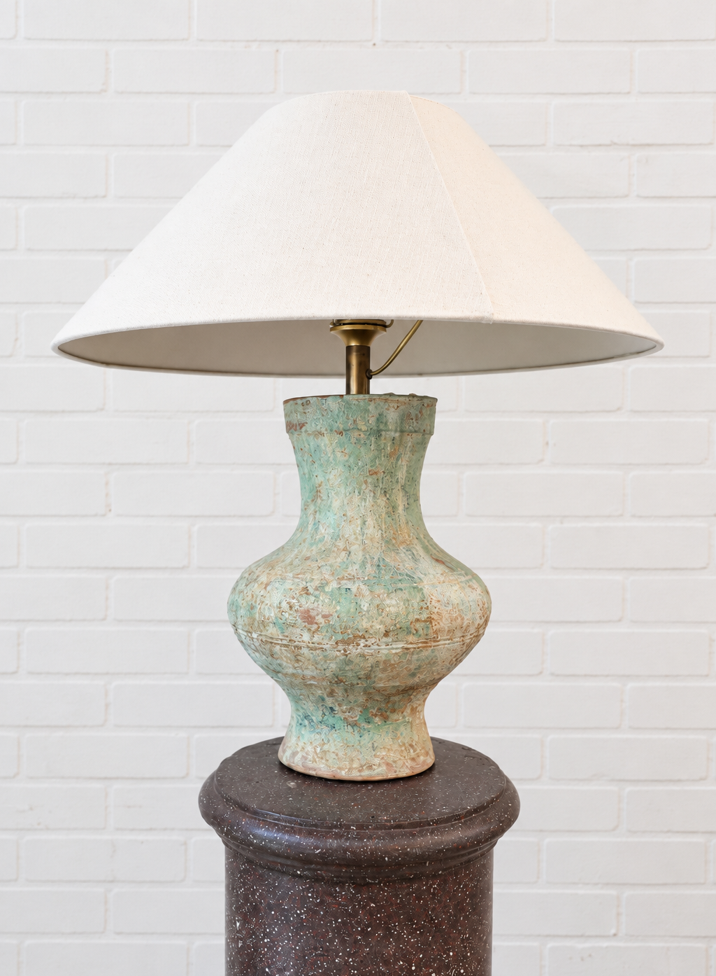 Chinese Han Celodon Lamp
