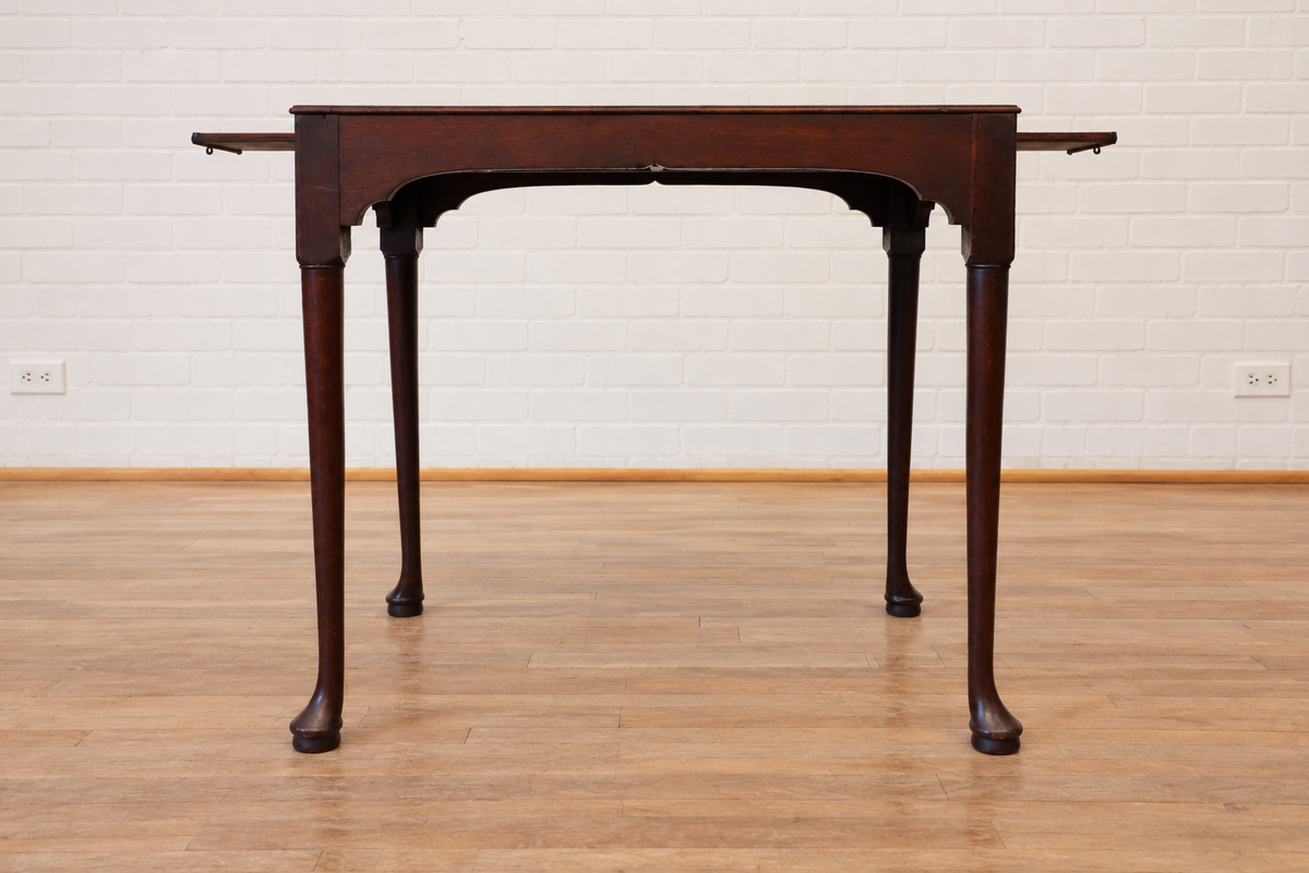 18th cent. English Georgian Tea Table