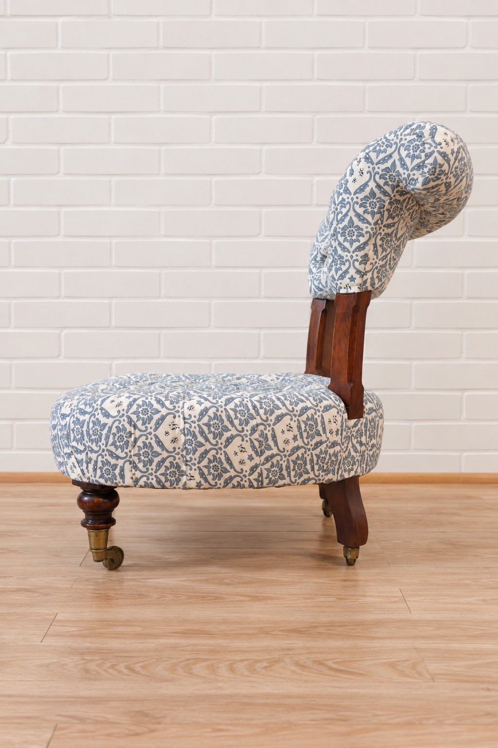 English Howard & Sons Slipper Chair