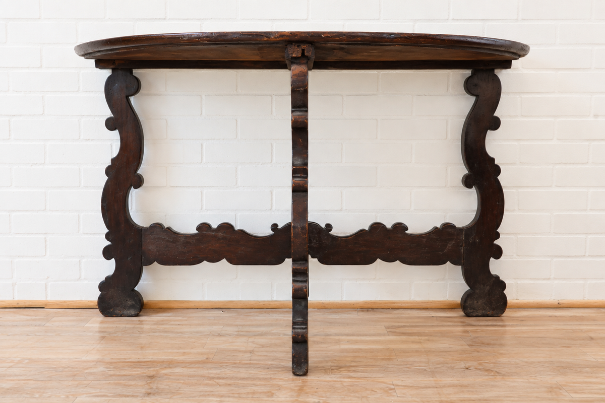 18th cent. Italian Walnut Console