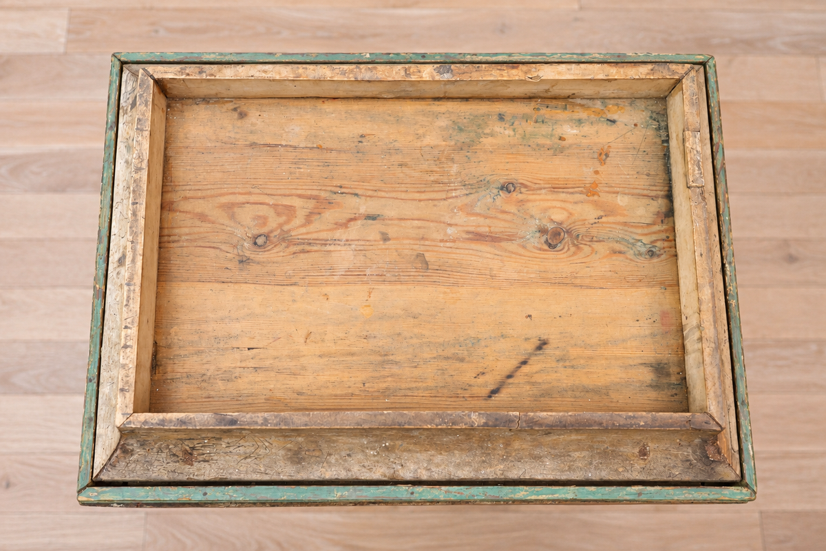 Swedish Gustavian "Red" Tray Table