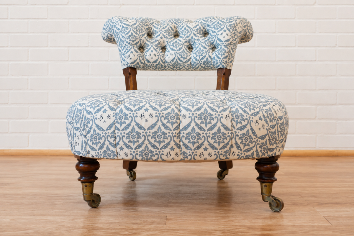 English Howard & Sons Slipper Chair