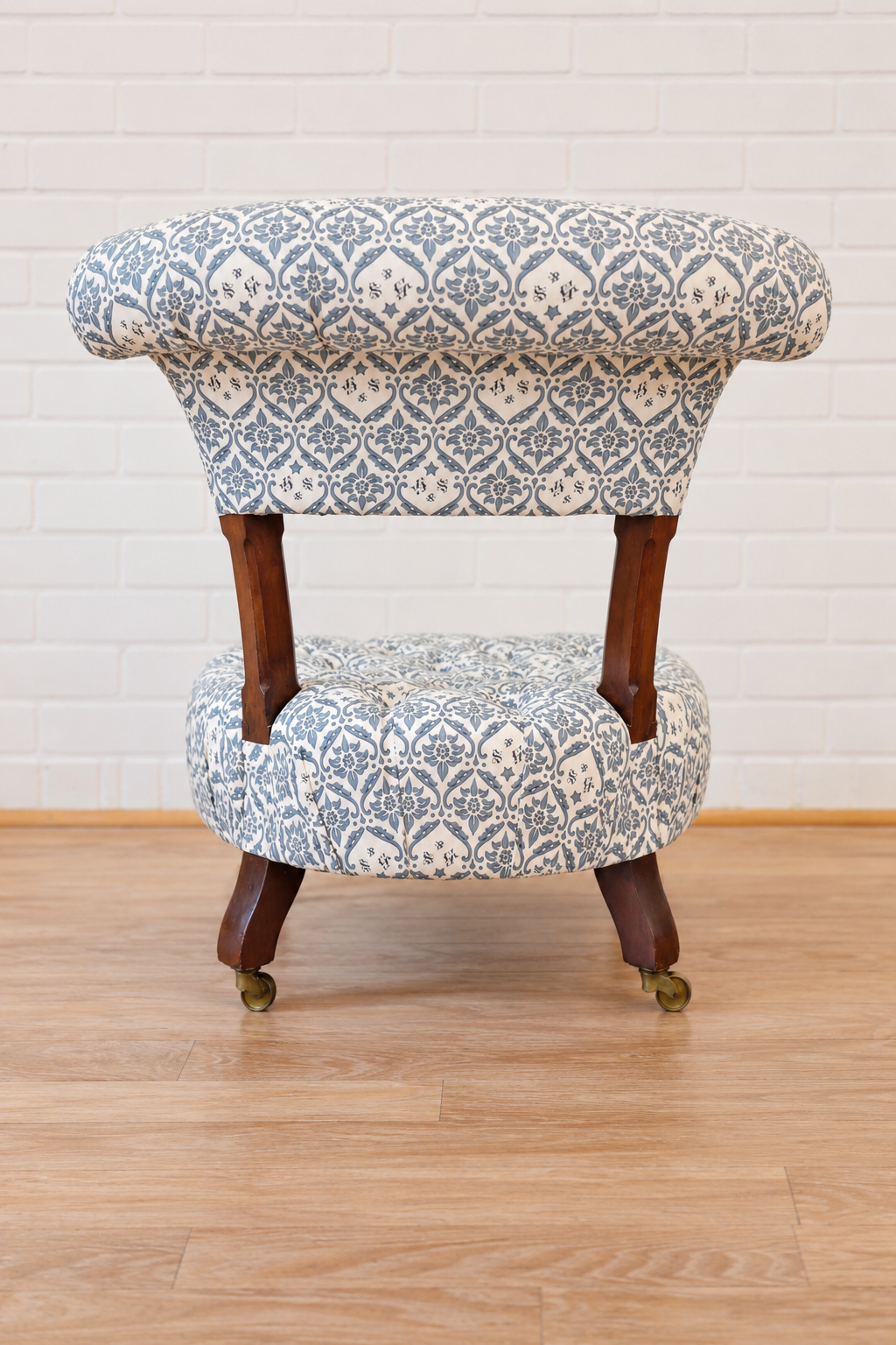 English Howard & Sons Slipper Chair