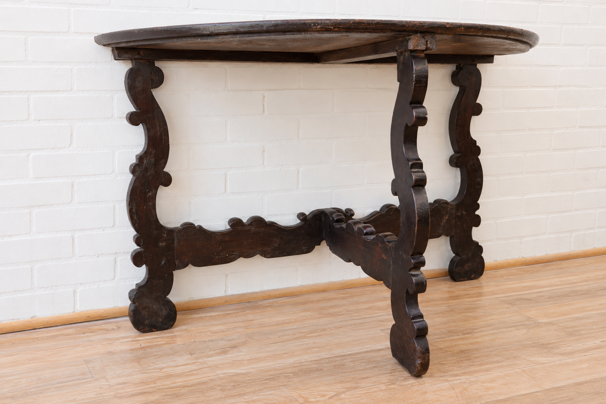 18th cent. Italian Walnut Console