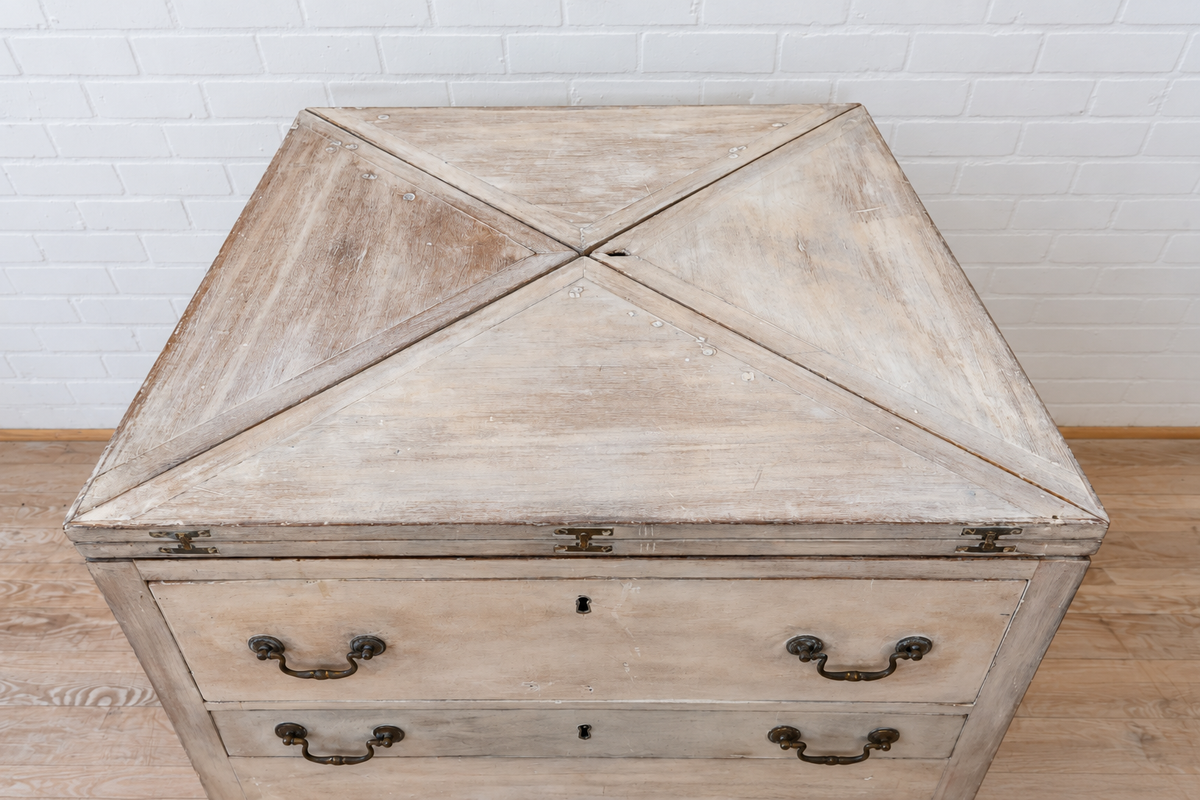 19th cent. English Campagne Table